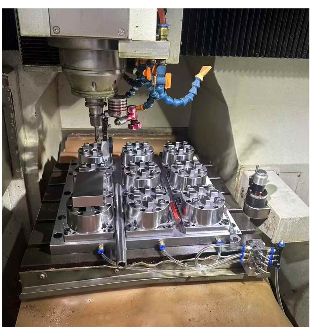 3R_Reference_Chuck_07